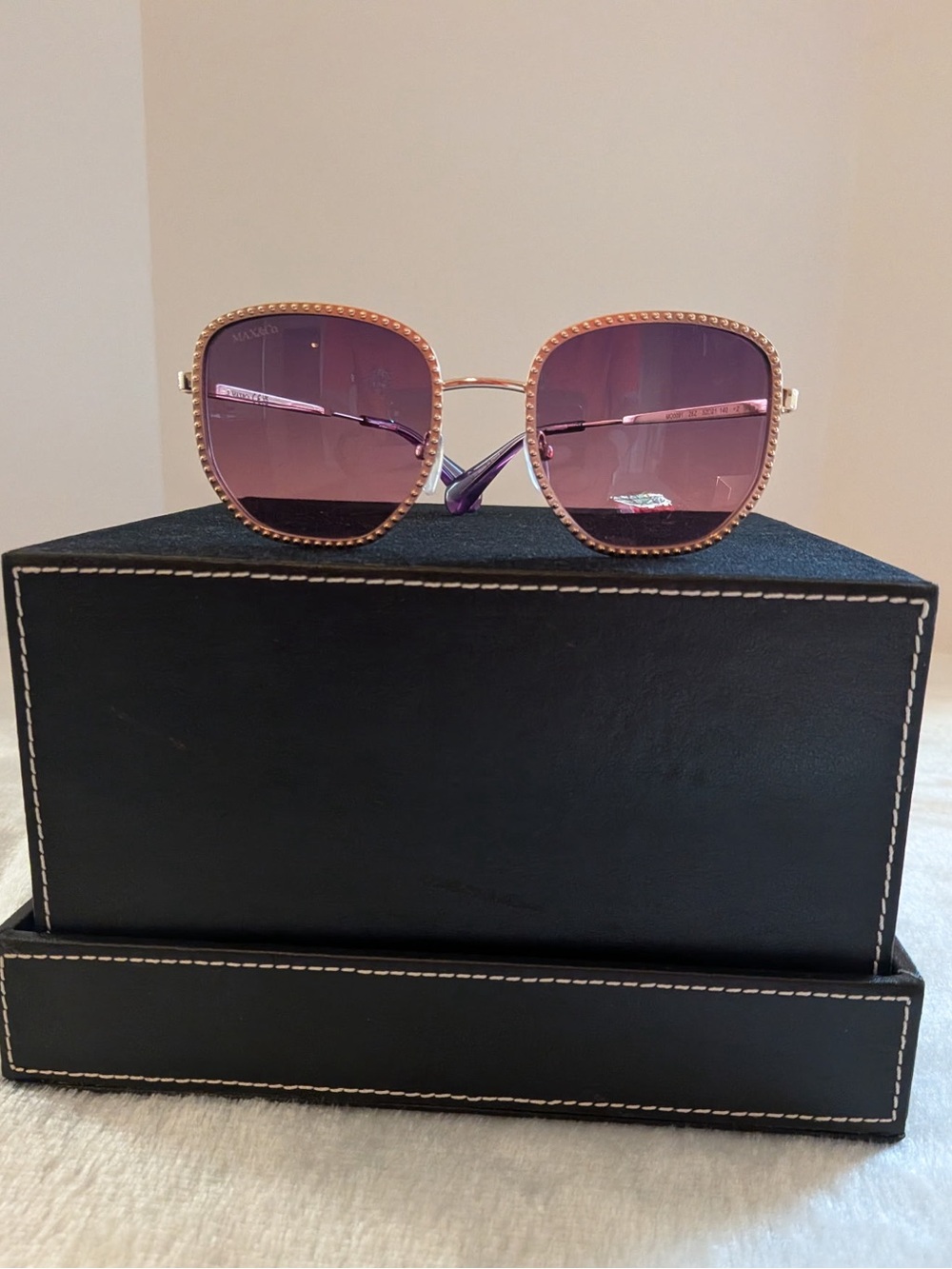 Women's Fashion Sunglasses with Lavender Lenses and Embellished Gold Frame - Picture 5 of 12